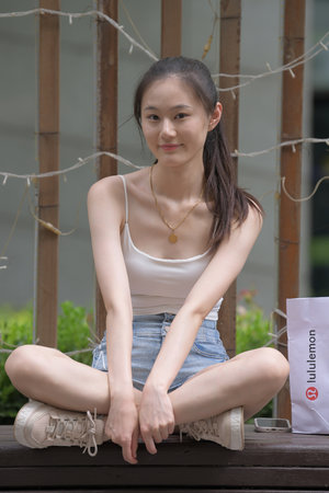 《19jjj》在线观看-19jjj-1集正在播放-怪兽影视
