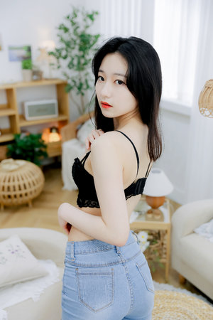 日本妈妈动漫做爱情节扣人心弦,融合现实与幻想,展现...