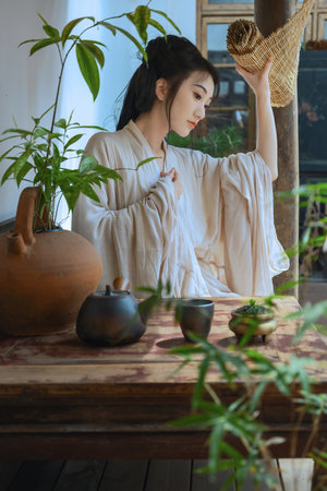 《美女狂揉尿口揉到失禁》在线观看-美女狂揉尿口揉到失禁-2集正在...