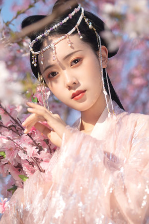 yy黄色频道-在线观看-第1集正在播放-怪兽影视