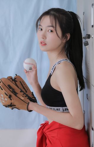 水调歌头歌曲王菲开头让人陶醉在空灵的旋律中感受诗意...