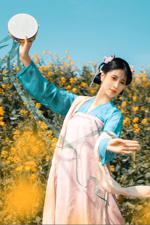 欧美色飘香,演绎浪漫情怀,勾勒梦幻画面,带你走进唯{美艺术的殿}...