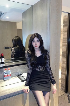 扒掉乳罩  露出100%奶头,展现女性魅力的极致...