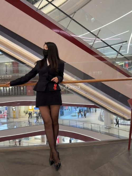(云南妇女BBw,云南女性展现自信与魅力,云) amp quot 南女 amp quot 性积极追求自我...