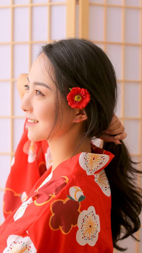 日本护士高潮HD故事,展现白衣天使的柔情一面,感人瞬间...