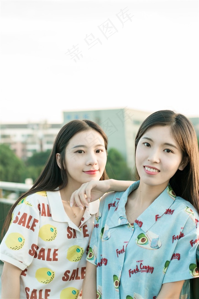 唯美婚纱MV记录了爱情最美的瞬间让每一帧都成为永恒的...