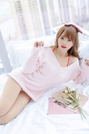 男女XX动态图解析:揭示身体语言中的情感交流奥秘