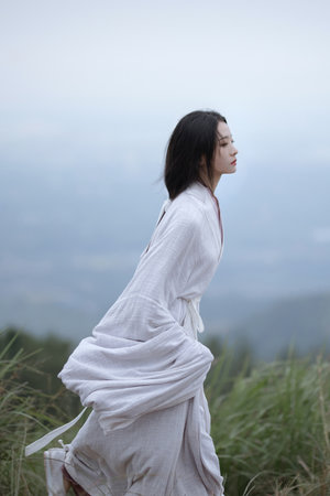 (女生操逼的黄片软)[件全新版本,极致体验让你]上瘾,探索未知的...