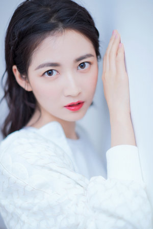 (性感全裸美女绽放野性之)[美,热烈眼神摄人心魂,充满...