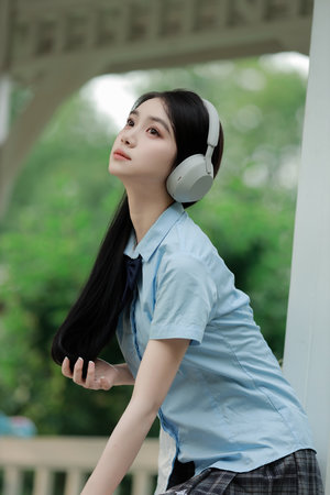 抽插处女同学的 ldquo 深夜秘密,揭 rdquo 开她的羞涩面纱,探索...