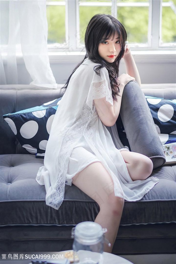 小柔被房东3p玩出水了,黑暗中的{喘息声,}《羞涩少女的...