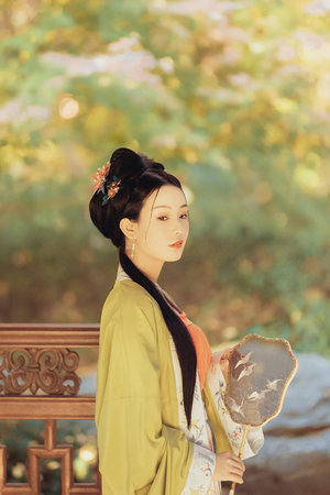 亚洲美女抠逼演绎性感风情,眼神勾魂,姿态魅惑,绝 lsquo 对...