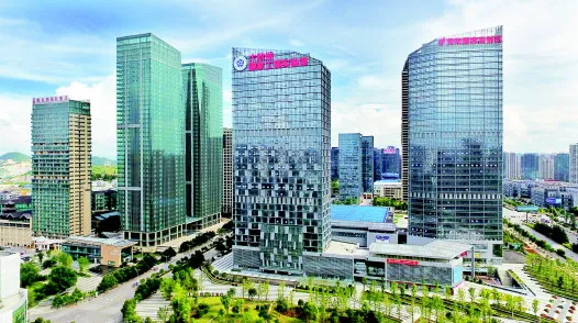 贵州人工智能产业再升级，102个重大项目落地，六盘水领跑西部智造新赛道