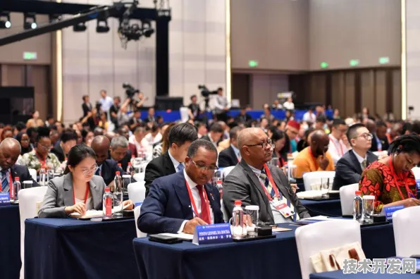 重庆低空经济国际峰会，超五万人参与，达成百余项合作，开启低空经济新征程