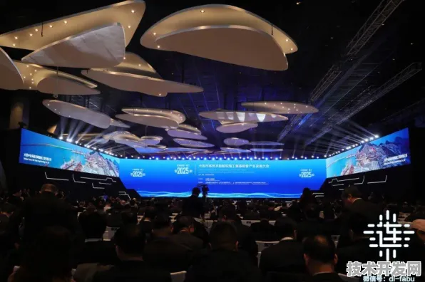 林芝商业航天国际峰会闭幕，5.6万人共绘太空经济蓝图 206项合作开启星际商业新纪元
