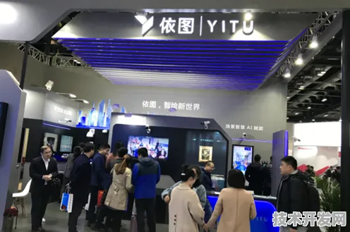 依图科技与折叠屏技术深度融合，开启187.1亿级产业化新纪元