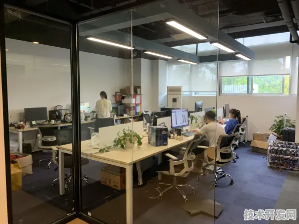 沪上创新速递：上海治臻发布全球首款云计算产品，在张江科学城量产，性能领先国际同类先锋者计划%