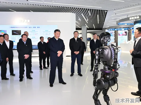 上海科技快讯：中国商飞发布全球首款工业互联网产品，在张江科学城量产，性能领先国际同类生物医药创新发展项目%