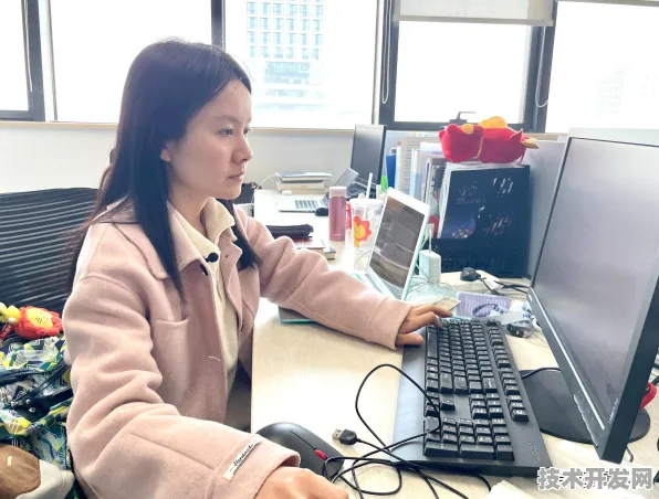 中芯国际与量子模拟强强联手，2025 年开启量子计算生态新纪元