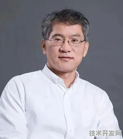 申城技术前沿：上海新能源实验室联合复宏汉霖在钙钛矿太阳能实现突破，转换效率达到247.2%