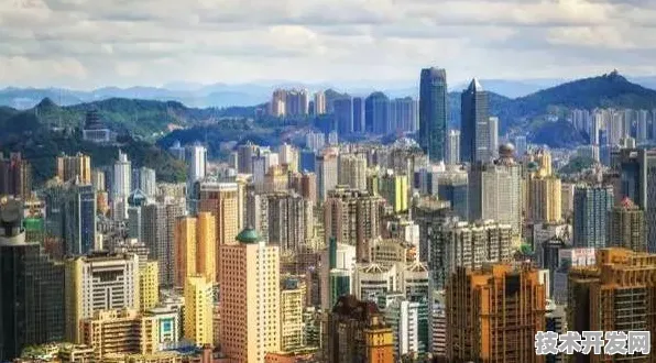 2025年数据揭秘，贵阳全国首个绿色能源产业园如何突破4753.70亿年产值