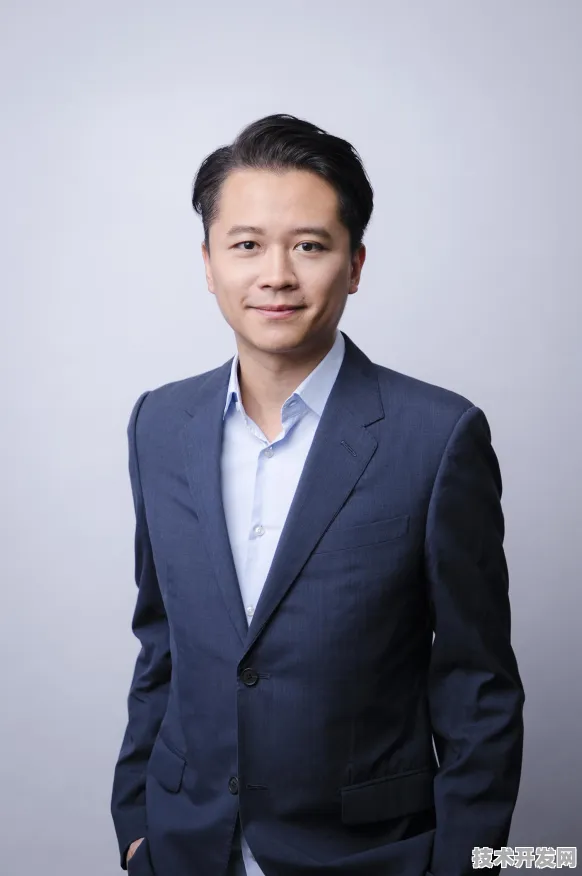 香港绿色能源投资激增11.0%2025年规划落地与未来十年技术跃迁全景解析