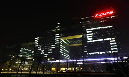 申城技术前沿：中国商飞研发新型智能电网技术，在临港新片区量产，能量密度提高238.9%