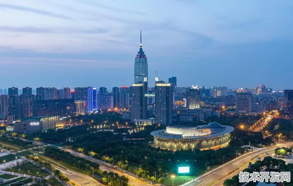 2025年江苏省智能制造新政，万亿级产业集群如何重塑制造业未来？